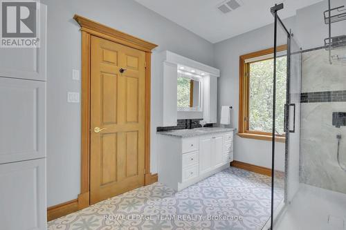 1465 Squire Drive, Ottawa, ON - Indoor Photo Showing Bathroom