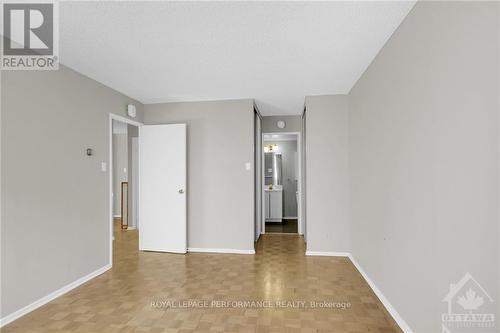 209 - 2625 Regina Street, Ottawa, ON - Indoor Photo Showing Other Room