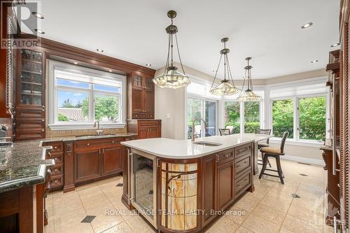 33 Durham, Ottawa, ON - Indoor Photo Showing Kitchen