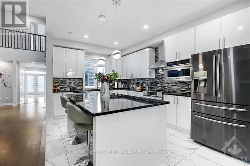 771 Fiddlehead Street, Ottawa, ON - Indoor Photo Showing Kitchen With Upgraded Kitchen