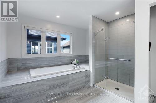 771 Fiddlehead Street, Ottawa, ON - Indoor Photo Showing Bathroom