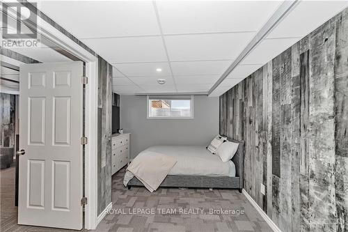 478 Honeyborne Street, Mississippi Mills, ON - Indoor Photo Showing Bedroom