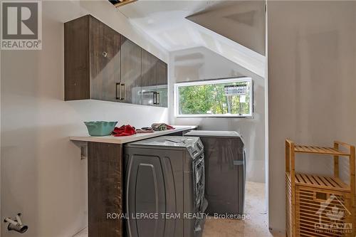 4397 Billy Lane, South Dundas, ON - Indoor Photo Showing Laundry Room