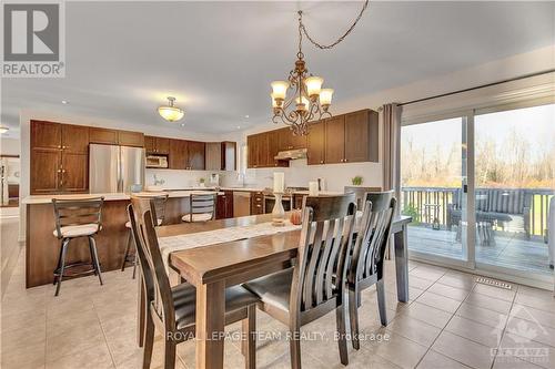 424 Hyndman Road, Edwardsburgh/Cardinal, ON - Indoor Photo Showing Dining Room