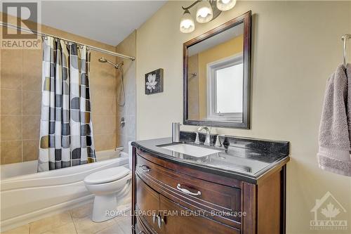 424 Hyndman Road, Edwardsburgh/Cardinal, ON - Indoor Photo Showing Bathroom