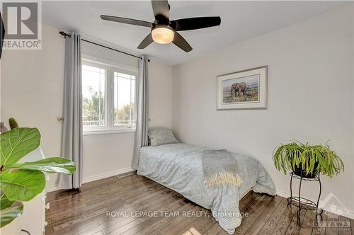 424 Hyndman Road, Edwardsburgh/Cardinal, ON - Indoor Photo Showing Bedroom