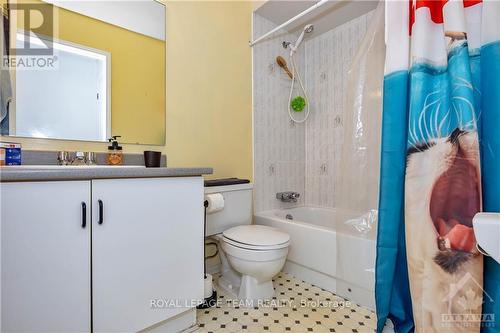 306 - 10 Armstrong Drive, Smiths Falls, ON - Indoor Photo Showing Bathroom