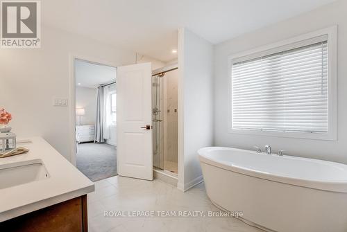 218 Calvington Avenue, Ottawa, ON - Indoor Photo Showing Bathroom