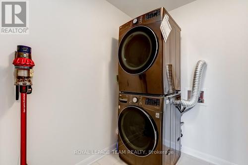 218 Calvington Avenue, Ottawa, ON - Indoor Photo Showing Laundry Room