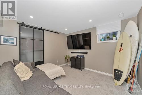 100 Burbot Street, Ottawa, ON - Indoor Photo Showing Bedroom