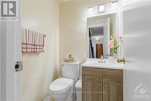 453 Slater Street, Ottawa, ON - Indoor Photo Showing Bathroom