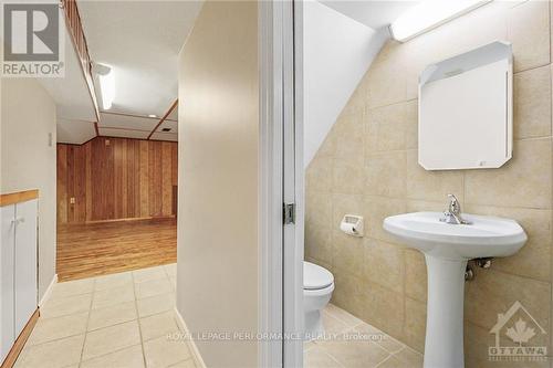 453 Slater Street, Ottawa, ON - Indoor Photo Showing Bathroom