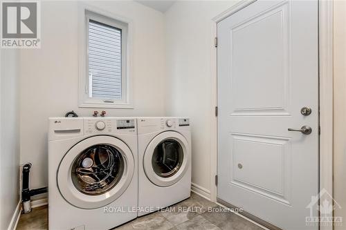 121 Seabert Drive, Arnprior, ON - Indoor Photo Showing Laundry Room