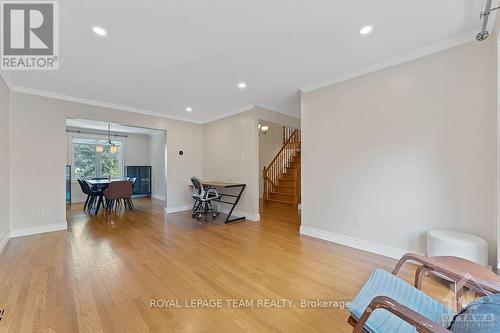 1132 Sugarbush Court, Ottawa, ON - Indoor Photo Showing Living Room