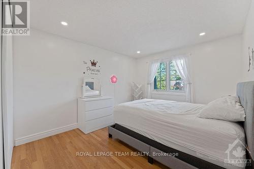 1132 Sugarbush Court, Ottawa, ON - Indoor Photo Showing Bedroom