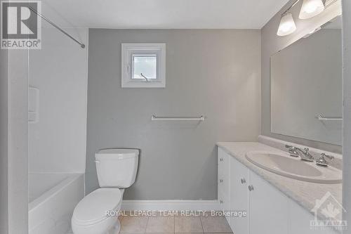 1132 Sugarbush Court, Ottawa, ON - Indoor Photo Showing Bathroom