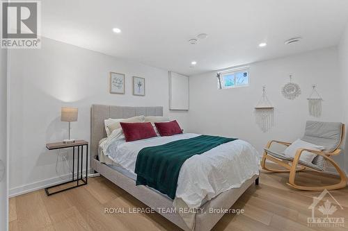 1132 Sugarbush Court, Ottawa, ON - Indoor Photo Showing Bedroom