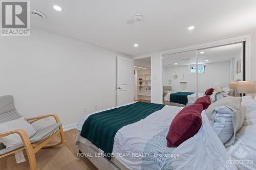 1132 Sugarbush Court, Ottawa, ON - Indoor Photo Showing Bedroom