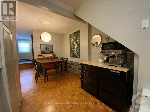 142 St Andrew Street, Ottawa, ON - Indoor Photo Showing Dining Room