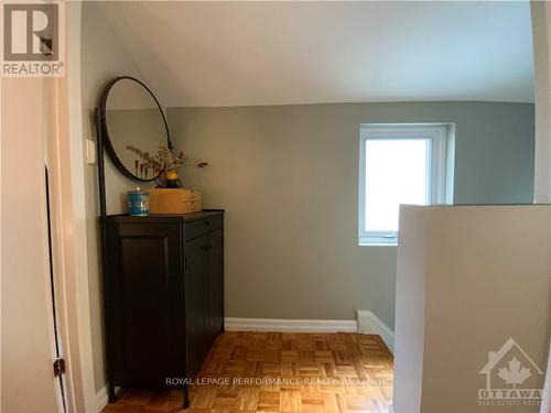 142 St Andrew Street, Ottawa, ON - Indoor Photo Showing Other Room