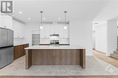 305 Wood Avenue, Smiths Falls, ON - Indoor Photo Showing Kitchen With Upgraded Kitchen