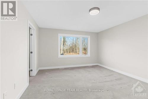 305 Wood Avenue, Smiths Falls, ON - Indoor Photo Showing Other Room