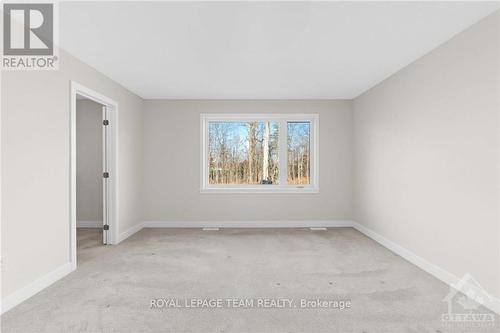 305 Wood Avenue, Smiths Falls, ON - Indoor Photo Showing Other Room