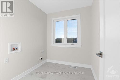 305 Wood Avenue, Smiths Falls, ON - Indoor Photo Showing Other Room