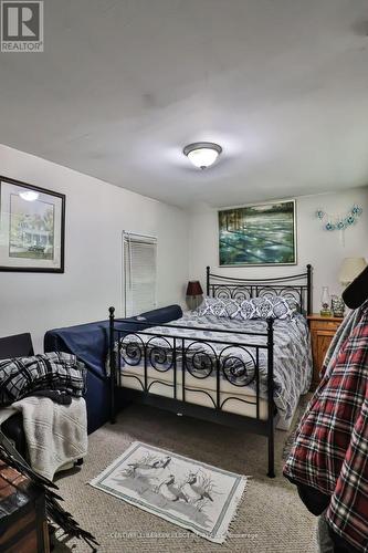 22 Cedar Bay Drive N, Curve Lake First Nation 35 (Curve Lake First Nation), ON - Indoor Photo Showing Bedroom