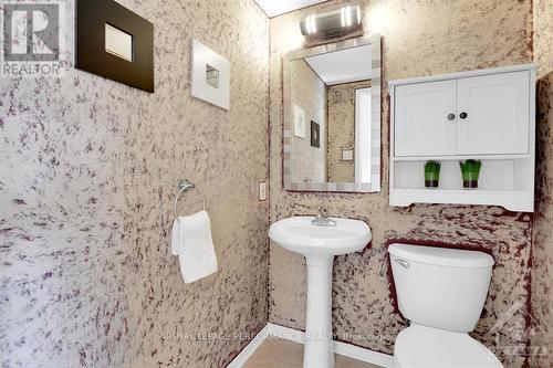 3346 Mccarthy Road, Ottawa, ON - Indoor Photo Showing Bathroom