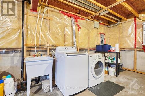 3346 Mccarthy Road, Ottawa, ON - Indoor Photo Showing Laundry Room