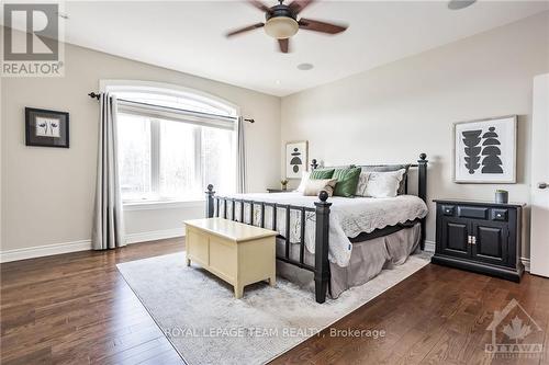 2 Beechgrove Gardens, Ottawa, ON - Indoor Photo Showing Bedroom