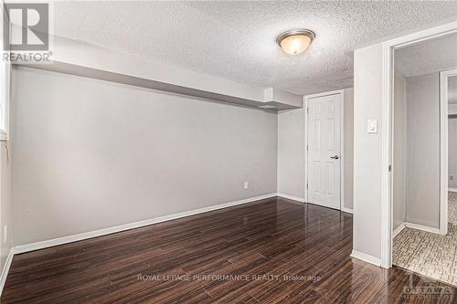 75 Sandwalk, Ottawa, ON - Indoor Photo Showing Other Room