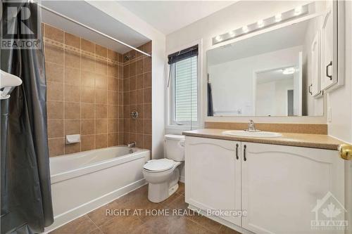 126 Strathcarron Crescent, Ottawa, ON - Indoor Photo Showing Bathroom