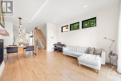 101 Wurtemburg Street, Ottawa, ON - Indoor Photo Showing Living Room With Fireplace