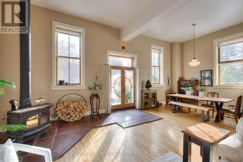 27 Forbes Avenue W, Guelph, ON - Indoor Photo Showing Other Room