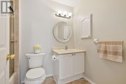 11 Santa Cruz, Ottawa, ON - Indoor Photo Showing Bathroom