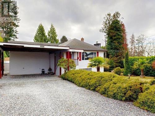 6972 Duncan Street, Powell River, BC - Outdoor