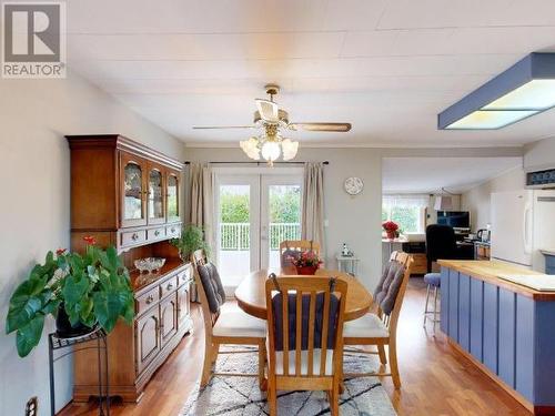 6972 Duncan Street, Powell River, BC - Indoor Photo Showing Dining Room