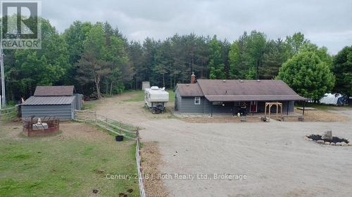 5989 Penetanguishene Road, Springwater, ON - Outdoor