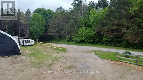 5989 Penetanguishene Road, Springwater, ON - Outdoor