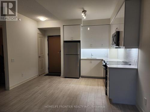 1618 - 4955 Yonge Street, Toronto, ON - Indoor Photo Showing Other Room