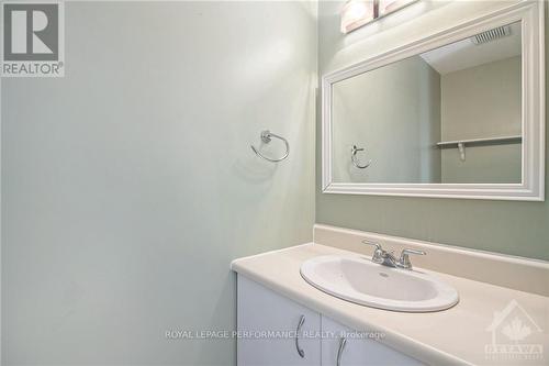 1968 Catherine Street, Clarence-Rockland, ON - Indoor Photo Showing Bathroom