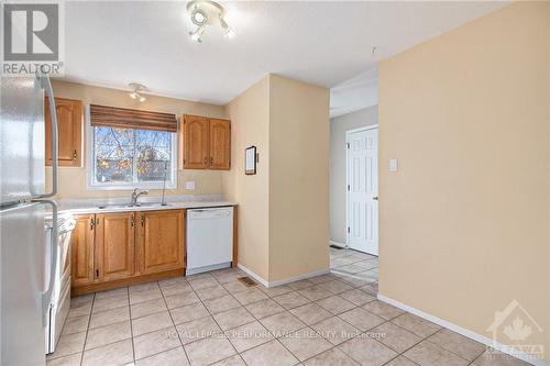 1968 Catherine Street, Clarence-Rockland, ON - Indoor Photo Showing Kitchen With Double Sink