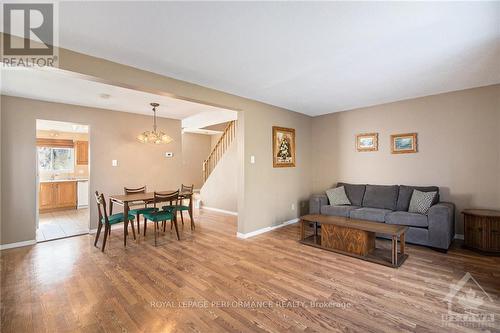 1968 Catherine Street, Clarence-Rockland, ON - Indoor Photo Showing Living Room