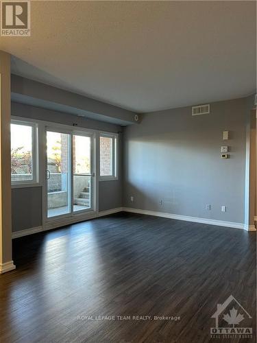 A - 900 White Alder Avenue, Ottawa, ON - Indoor