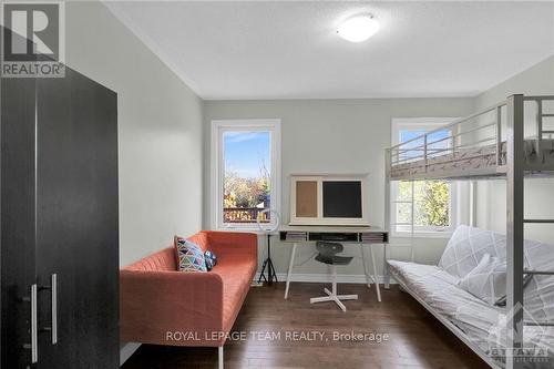 11 Rideau Crossing Crescent, North Grenville, ON - Indoor Photo Showing Living Room