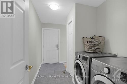 11 Rideau Crossing Crescent, North Grenville, ON - Indoor Photo Showing Laundry Room