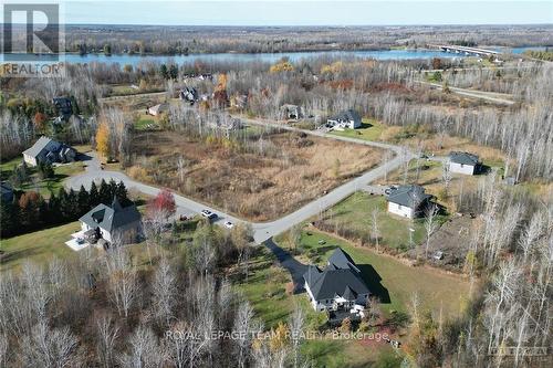 11 Rideau Crossing Crescent, North Grenville, ON - Outdoor With View