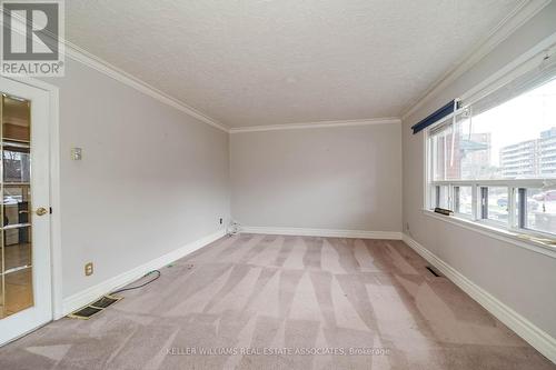 Upper - 1057 Shaw Drive, Mississauga, ON - Indoor Photo Showing Other Room